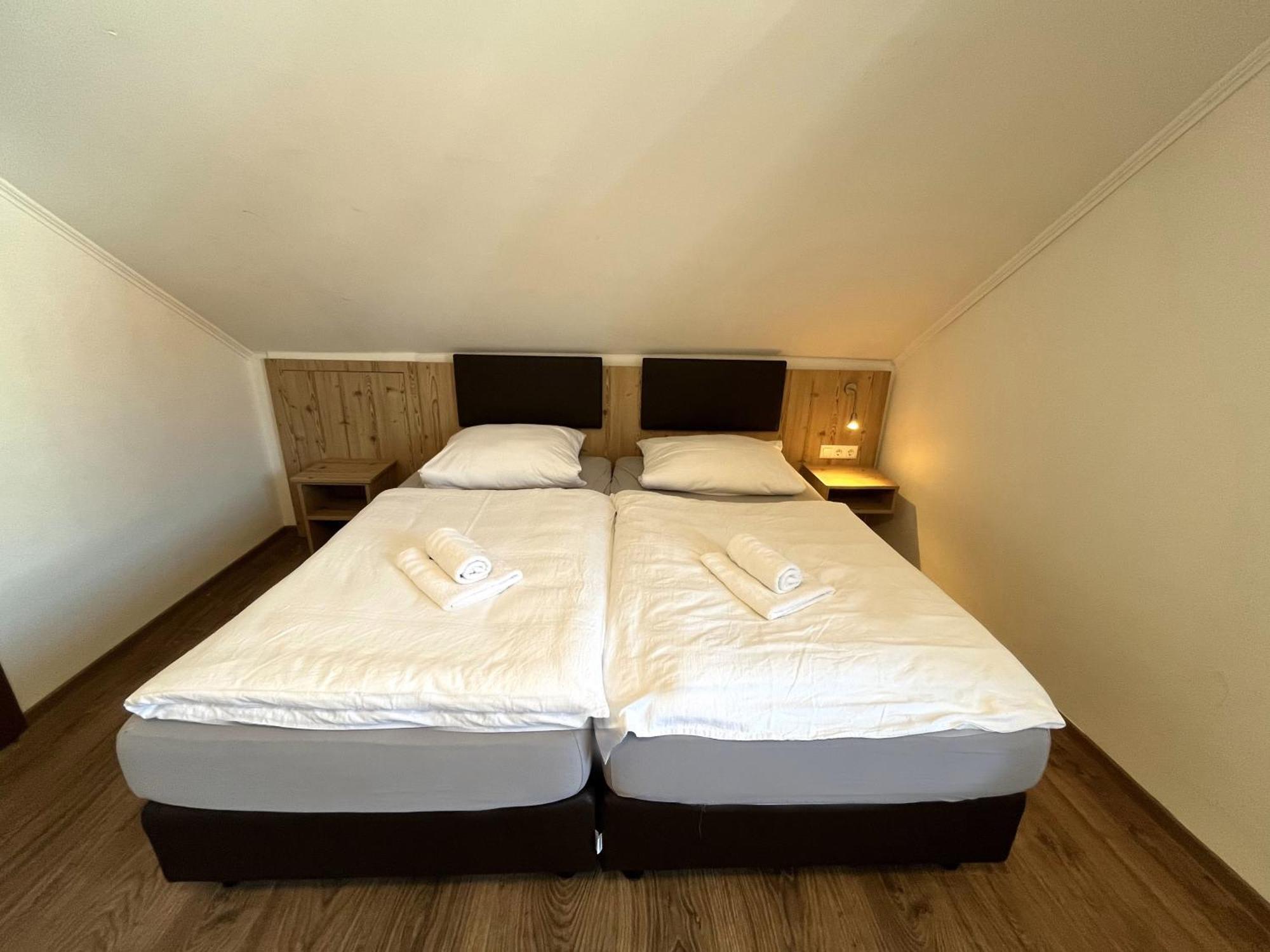 Gastwirtschaft & Hotel Doll Markt Indersdorf 客房 照片